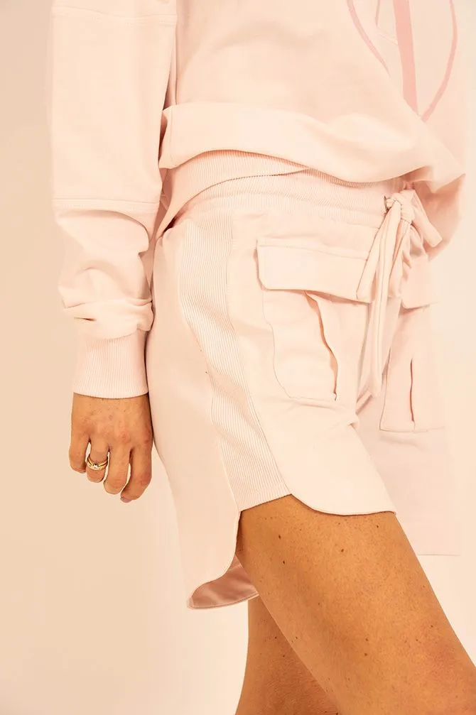 Alia Shorts Light Pink