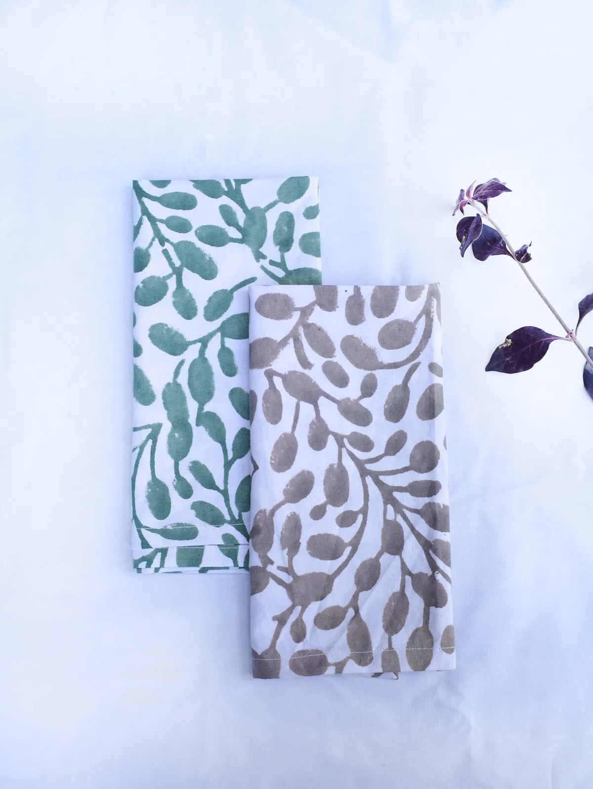 Brown Organic Cotton Dinner Napkins - Set of 4 | Abstract Leaf Design