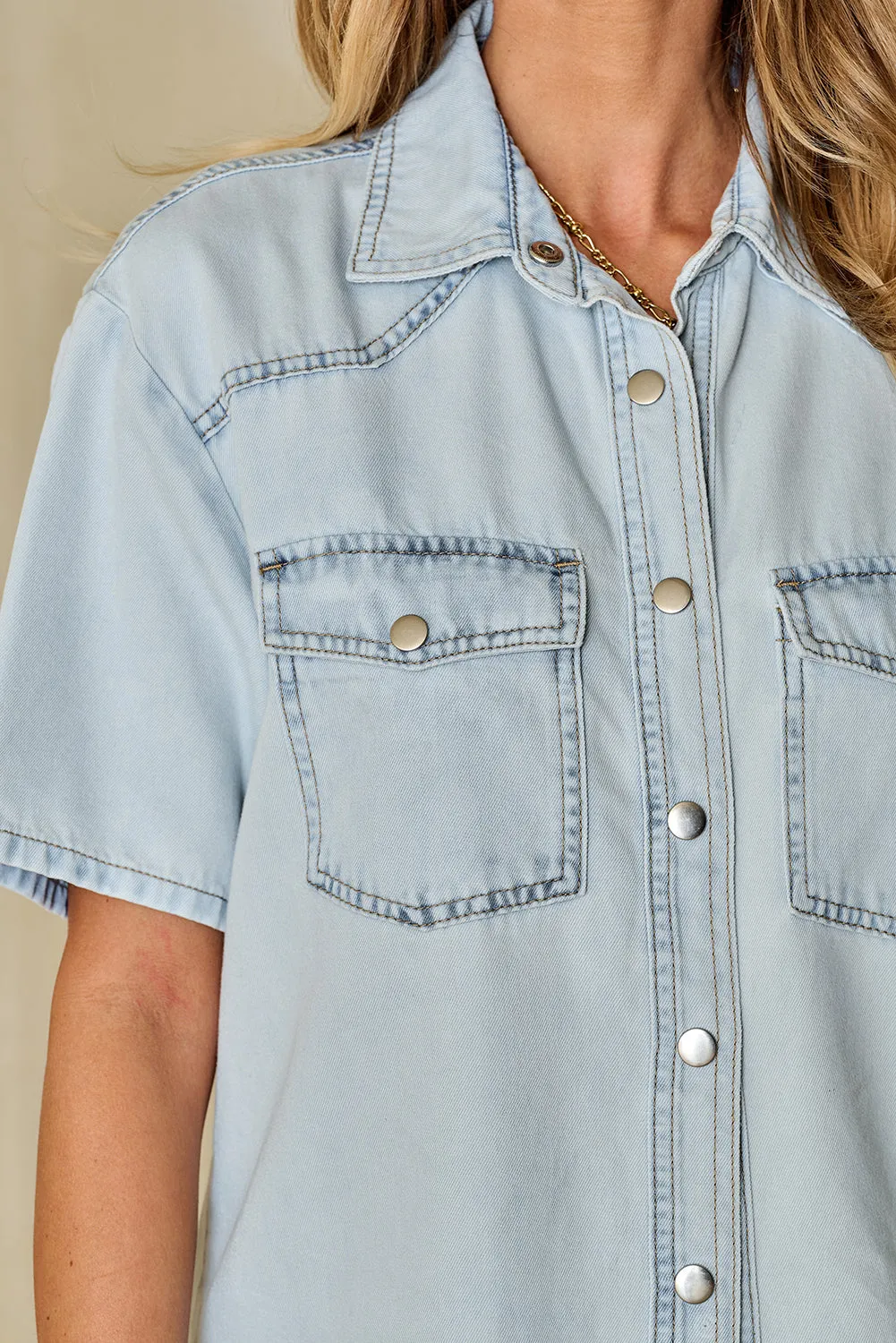 Flap Pockets Rounded Hem Shirt