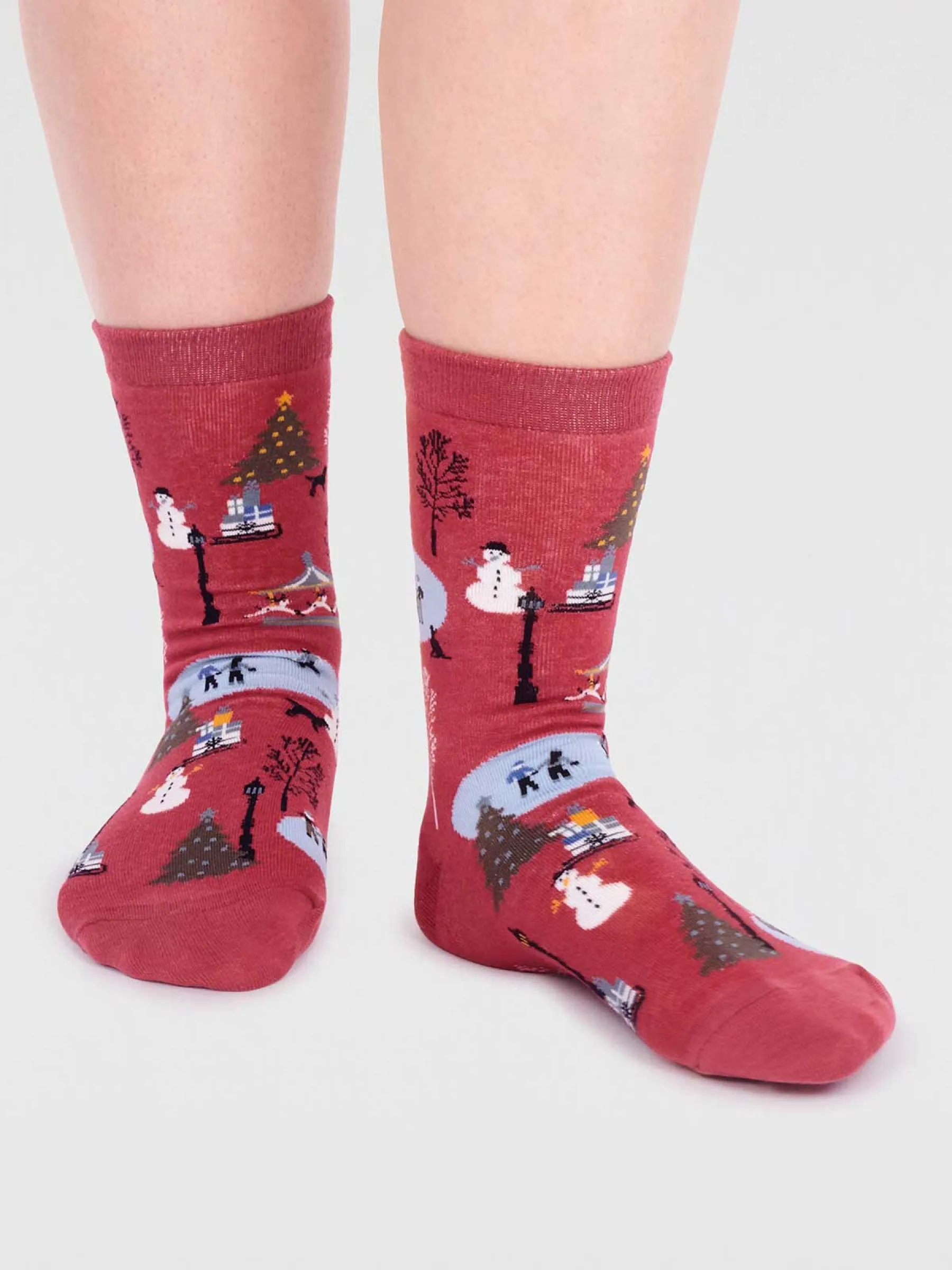 Gloria Organic Cotton Christmas Scene Sock - Brick Red