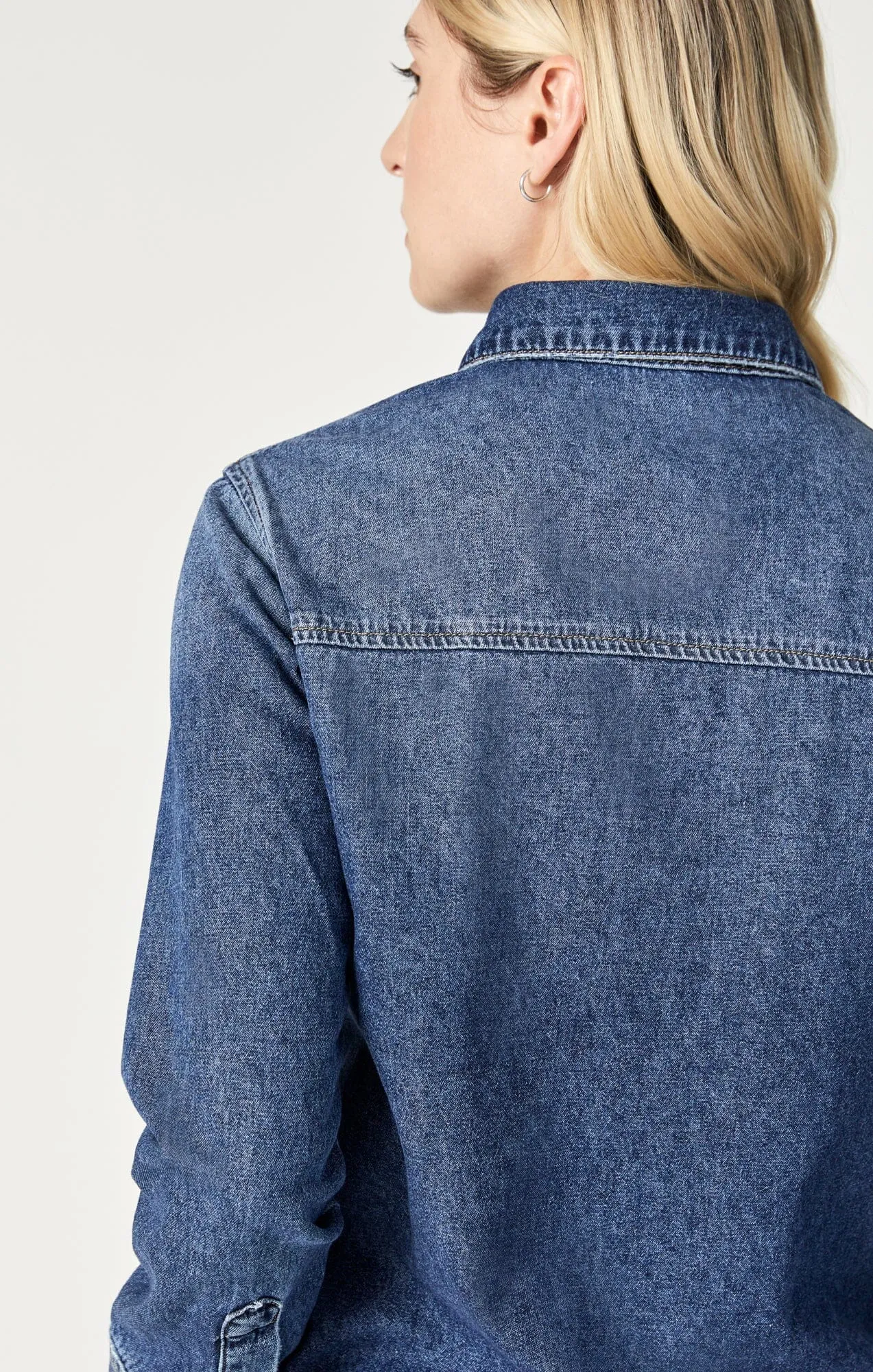 LEVIN SEMI-FITTED DENIM SHIRT IN DARK BLUE DENIM