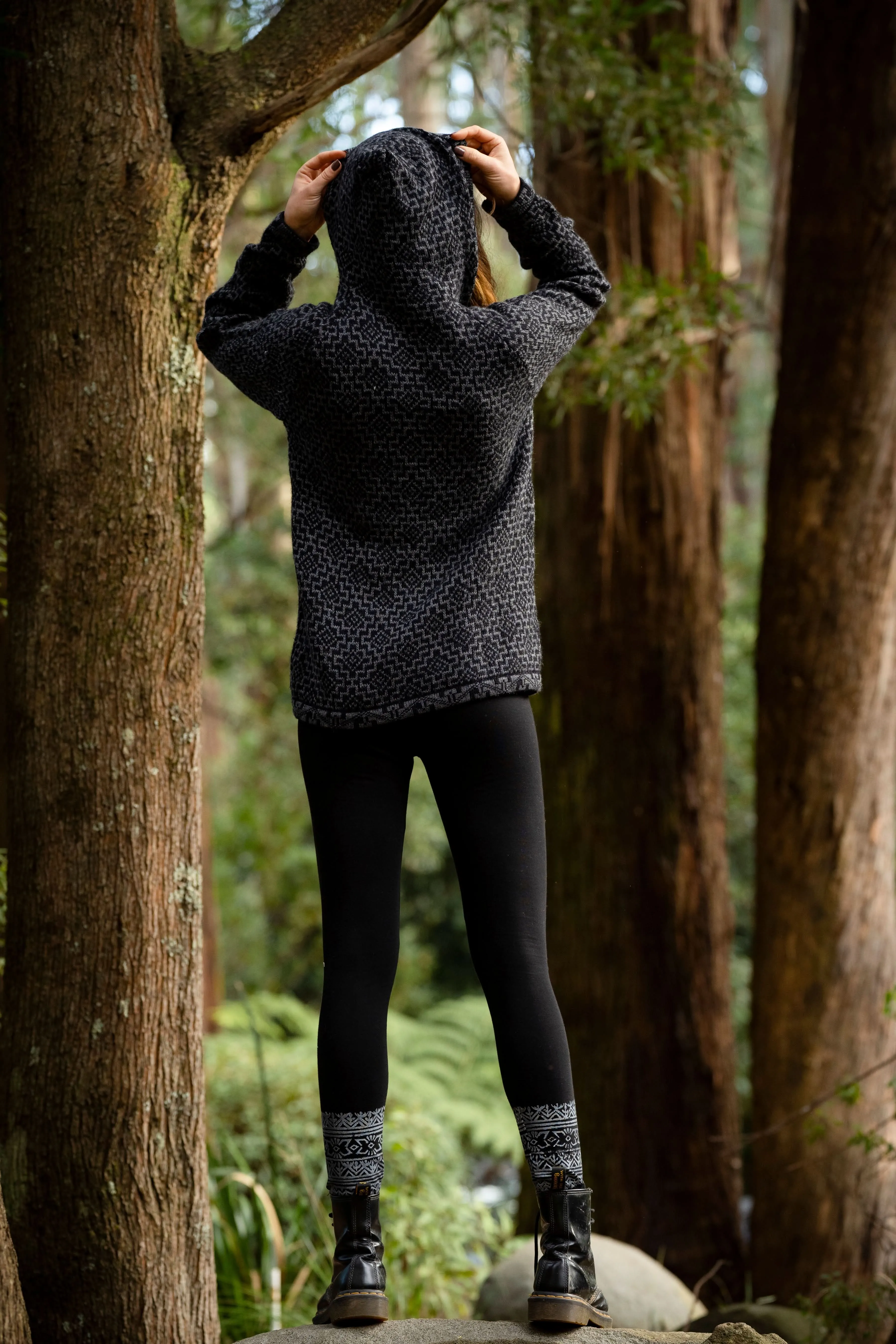 Mountain Alpaca Sweater - Black