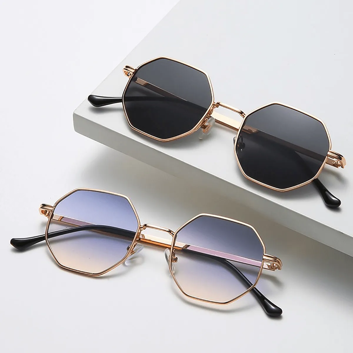 Octagonal Metal Frame Sunglasses - Golden Black