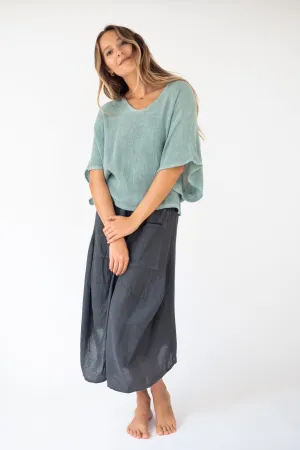 the LUNA short sleeves Linen Top